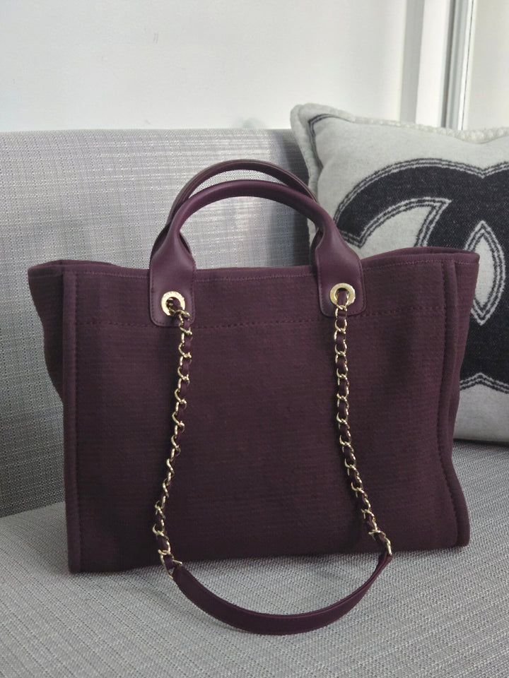 Chanel 24B 2024 Fall/Winter Collection Burgundy Tweed Deauville Tote with Leather top handle size small and Detachable pouch