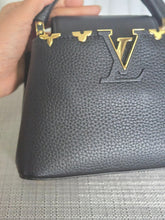 Load image into Gallery viewer, LOUIS VUITTON LV Capucines Mini Flower Crown Line in Black Taurillon Leather with detachable strap 2023
