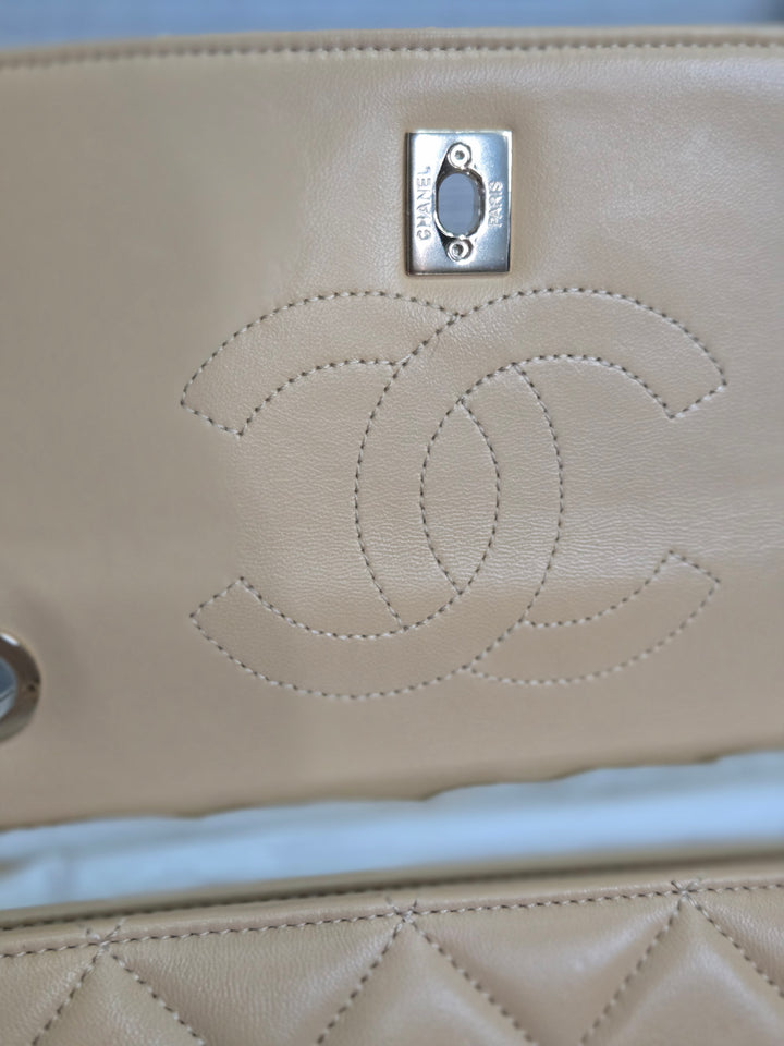 Chanel series 26 2018 Beige Lambskin Trendy CC Flap Bag with Top Handle Size Small with Champagne GHW and detachable Shoulder strap