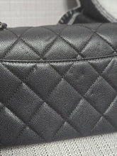 Load image into Gallery viewer, Chanel series 31 21C 2021 Cruise Collection My Everything Black Caviar So Black Hardware Seasonal Flap Bag
