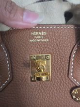 Load image into Gallery viewer, HERMES Birkin 25 Gold Togo Leather GHW Stamp X 2016
