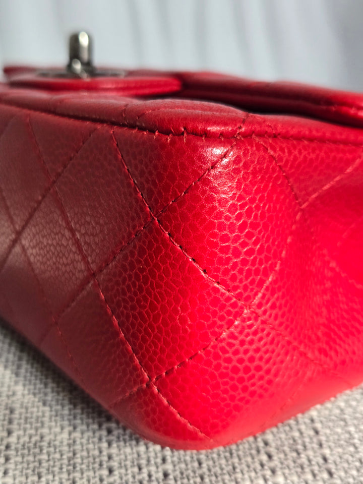 CHANEL series 21 15B collection Red lipstick caviar Ruthenium Hardware Mini Rectangular Flap Bag 2015 15B collection