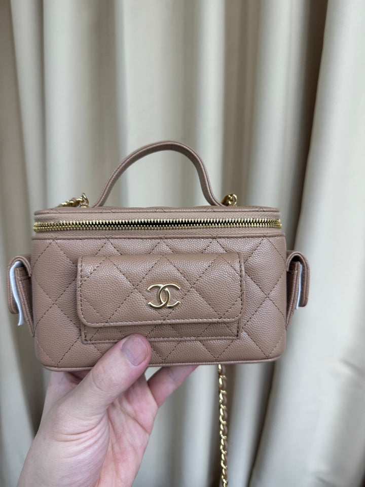 CHANEL Dark Beige Caviar Quiled Polly Pockets Cargo Small Vanity Case with Aged GHW