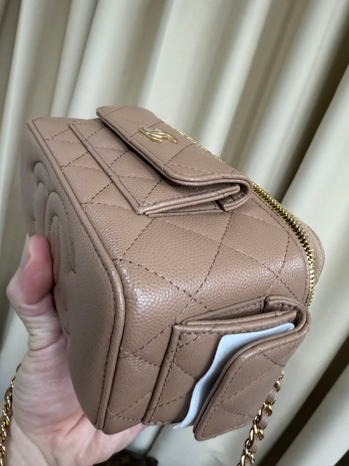 CHANEL Dark Beige Caviar Quiled Polly Pockets Cargo Small Vanity Case with Aged GHW