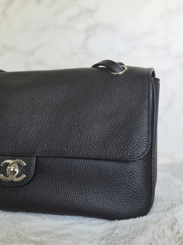 WA/Email only to purchase only- CHANEL Matthieu Blazy Maxi 32 cms Flap Bag in Black Caviar SHW 2026