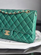 Load image into Gallery viewer, Chanel series 25 2018 18S collection Pearly Emerald Green Caviar LGHW Medium ML timeless Classic double flap bag
