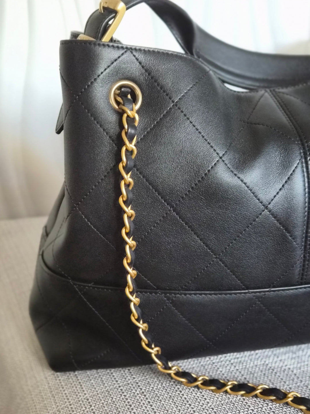 CHANEL 25A collection 2025 Black All Leather Calf skin Hobo Bag size Small
