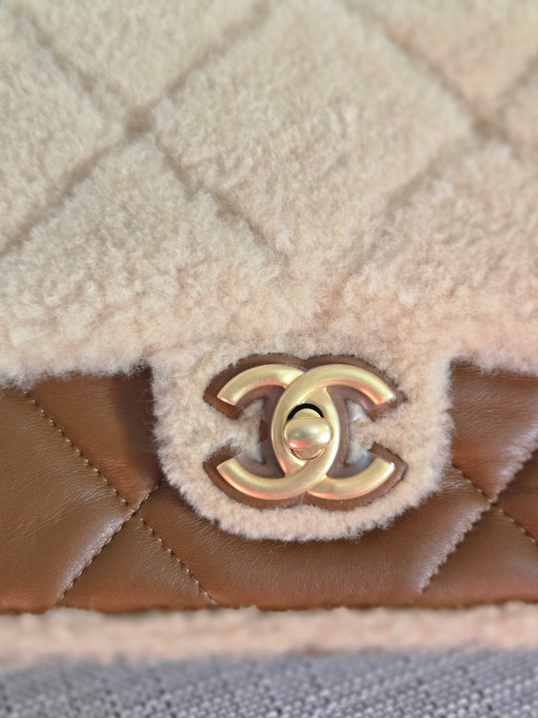 Chanel 24K 2024 Fall/Winter Collection Beige Brown Teddy Shearling MEDIUM flap Bag with Aged GHW