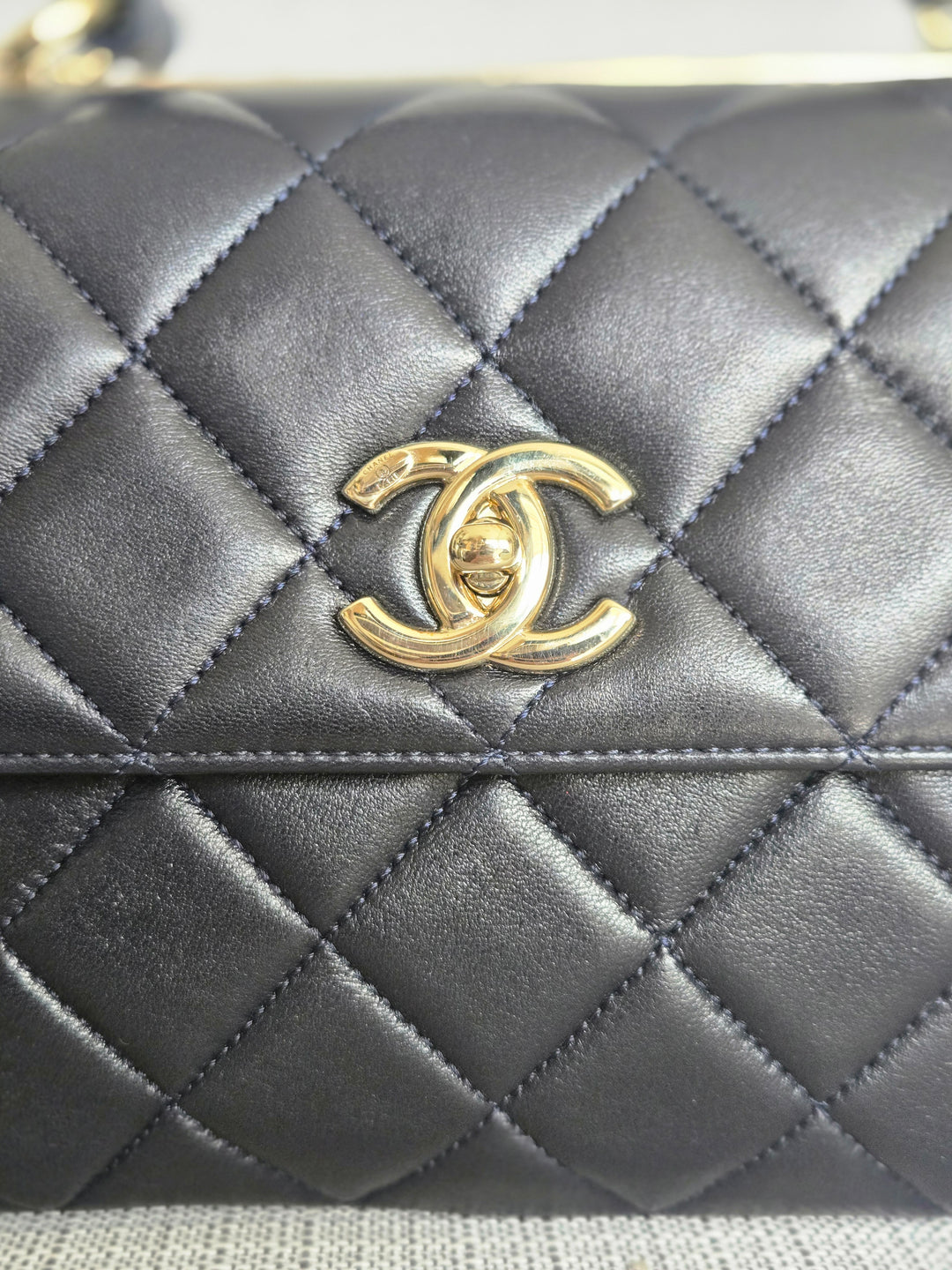 Chanel series 28 2019 Navy Lambskin Champagne GHW Trendy CC Flap Bag size Small with Detachable Strap