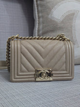 Load image into Gallery viewer, Chanel series 26 18A 2018 Fall/Winter Collection Iridescent Light Beige Chevron Caviar Le Boy Flap Bag size Small with Shiny GHW
