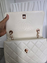 Load image into Gallery viewer, CHANEL 2022 22B Collection White Lambskin Rose Gold Hardware Trendy CC Flap Bag Size Small

