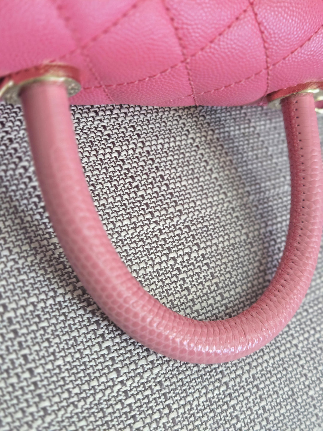 Chanel series 31 21P 2021 Pre Spring/Summer Collection Pink Caviar Coco Handle Flap Bag with Top Handle and Detachable Strap size Small