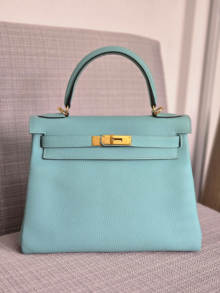 Hermes Kelly 28 in Bleu Atoll Togo Leather GHW