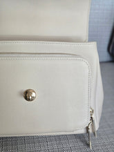 Load image into Gallery viewer, Chanel series 30 Beige Caviar Business Affinity Flap Bag size Medium with Champagne GHW

