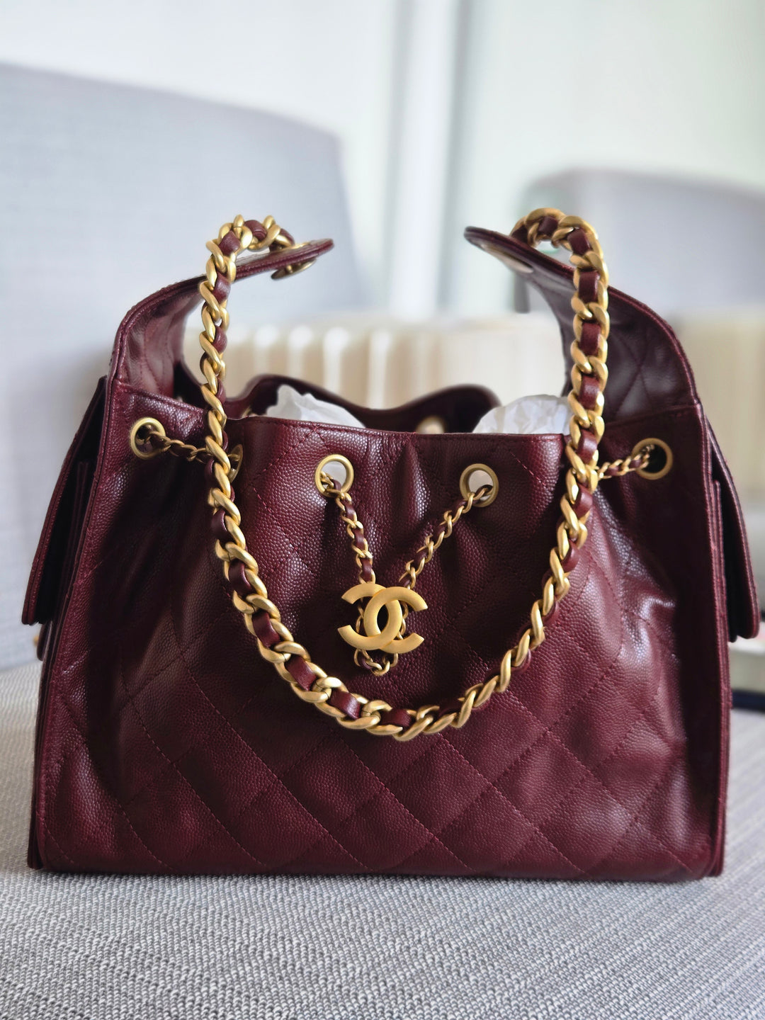 CHANEL 25 size SMALL from 25A 2025 Metiers d'art Collection BURGUNDY caviar aged GHW Hobo Bag