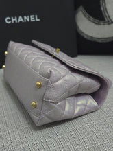 Load image into Gallery viewer, Chanel 22P 2022 Pre Spring/Summer Collection Iridescent Pink Caviar GHW Coco Handle Flap Bag size Small with Detachable Shoulder strap
