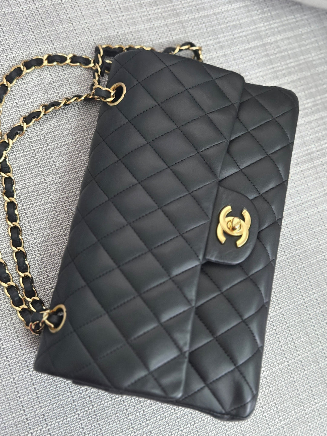 Chanel series 16 2012 Black Lambskin Medium ML Timeless Classic Double Flap Bag with GHW
