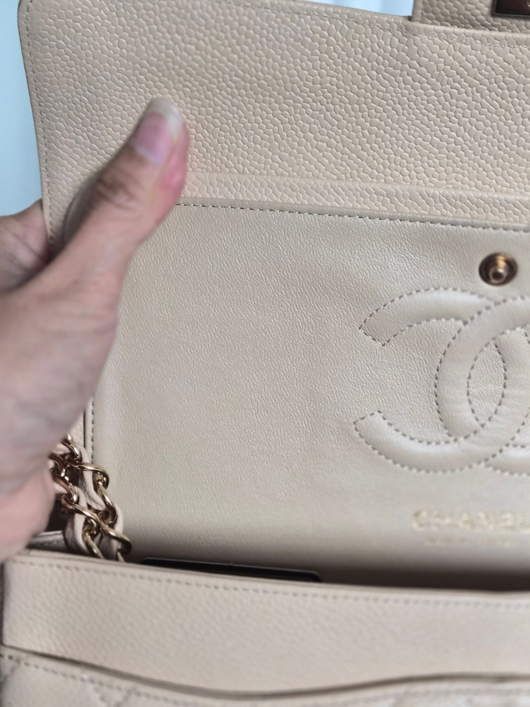 CHANEL series 15 2011/2012 Beige Clair Caviar GHW Medium ML Timeless Classic Double Flap Bag