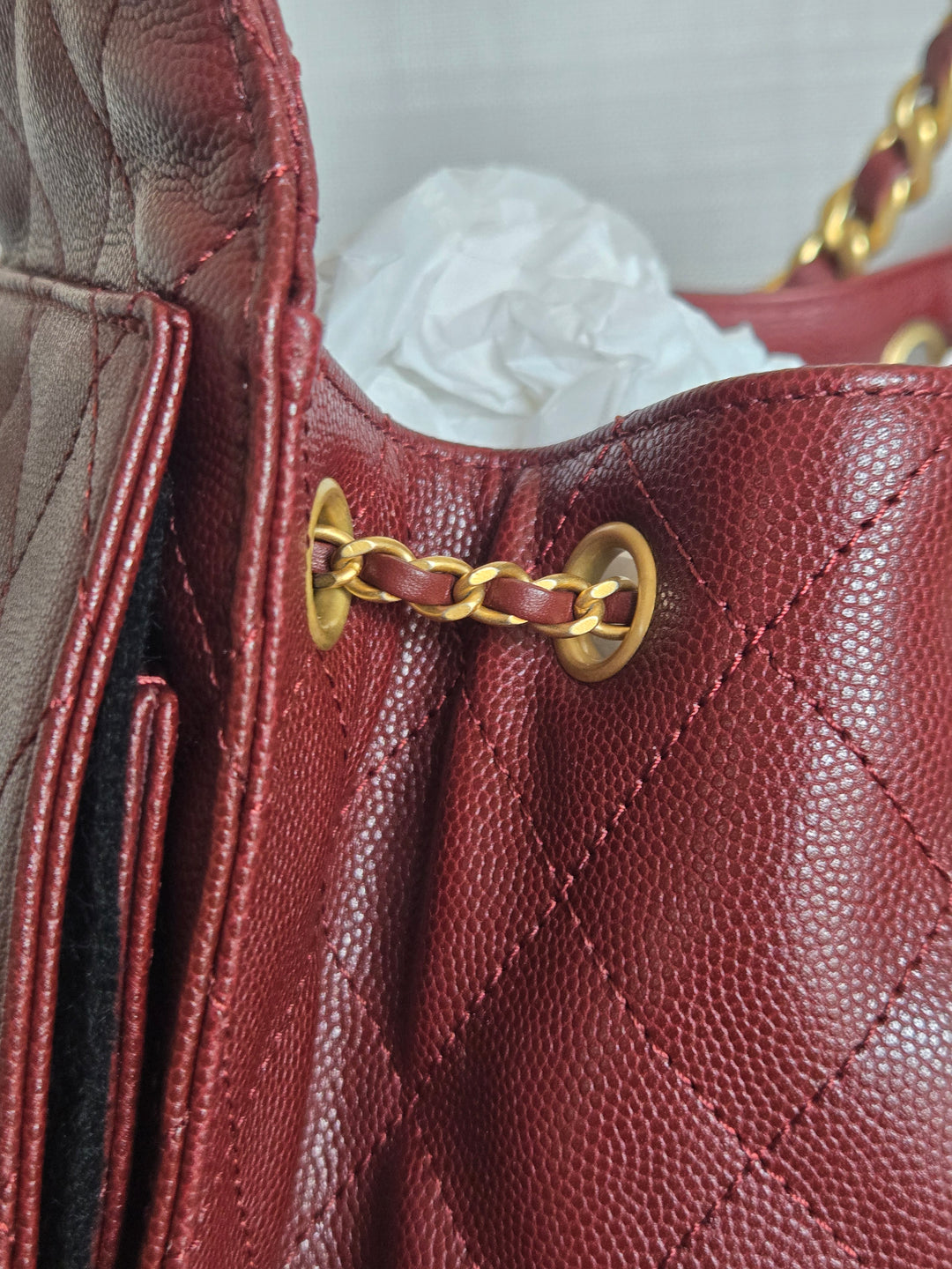 CHANEL 25 size SMALL from 25A 2025 Metiers d'art Collection BURGUNDY caviar aged GHW Hobo Bag