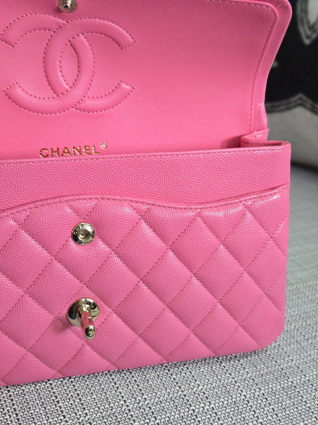 Chanel 21P 2021 Pre spring/summer collection Pink Caviar Champagne GHW 11.12 Timeless Classic Medium ML Double Flap Bag