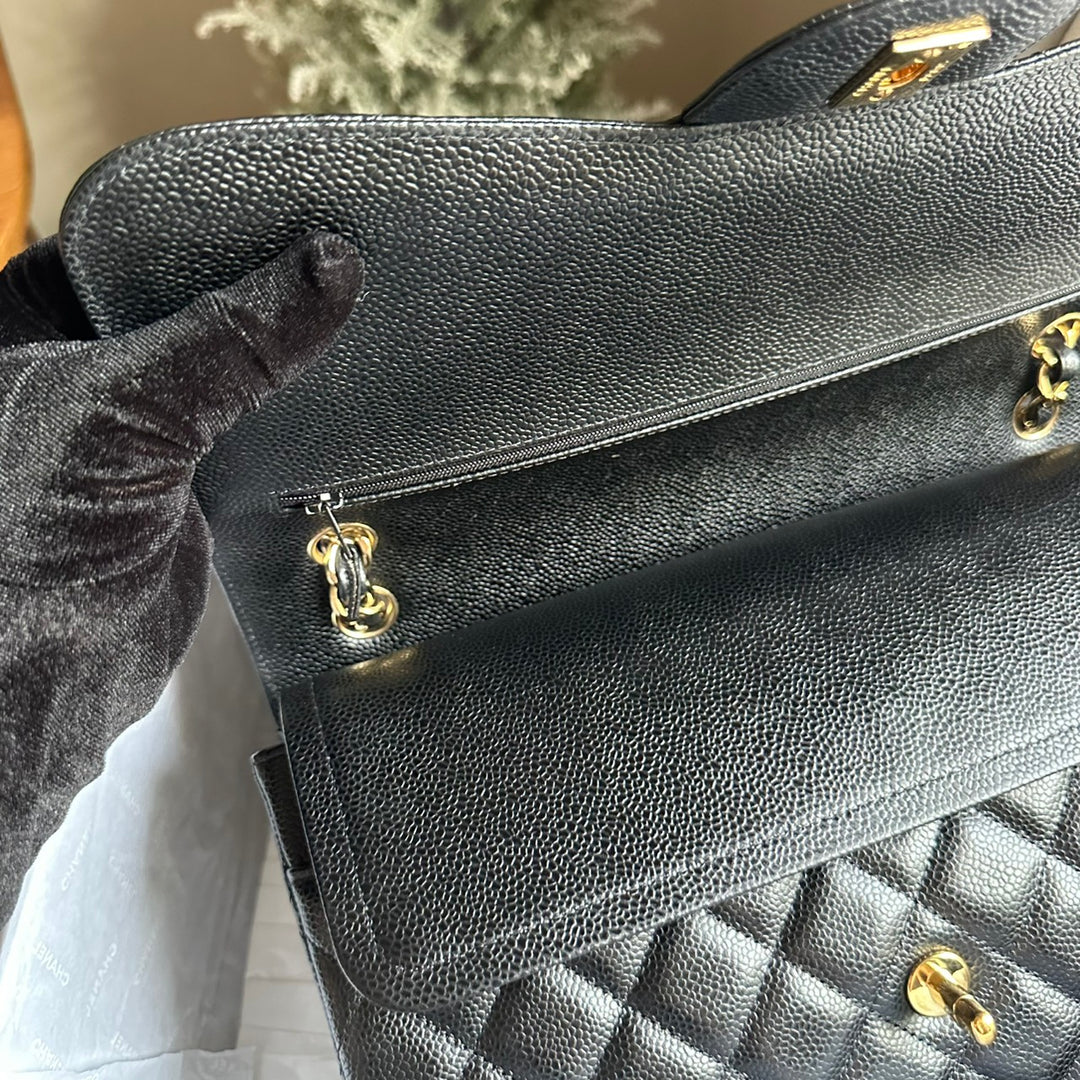 CHANEL series 159 2011/2012 Black Caviar GHW Jumbo Classic Timeless Double Flap Bag