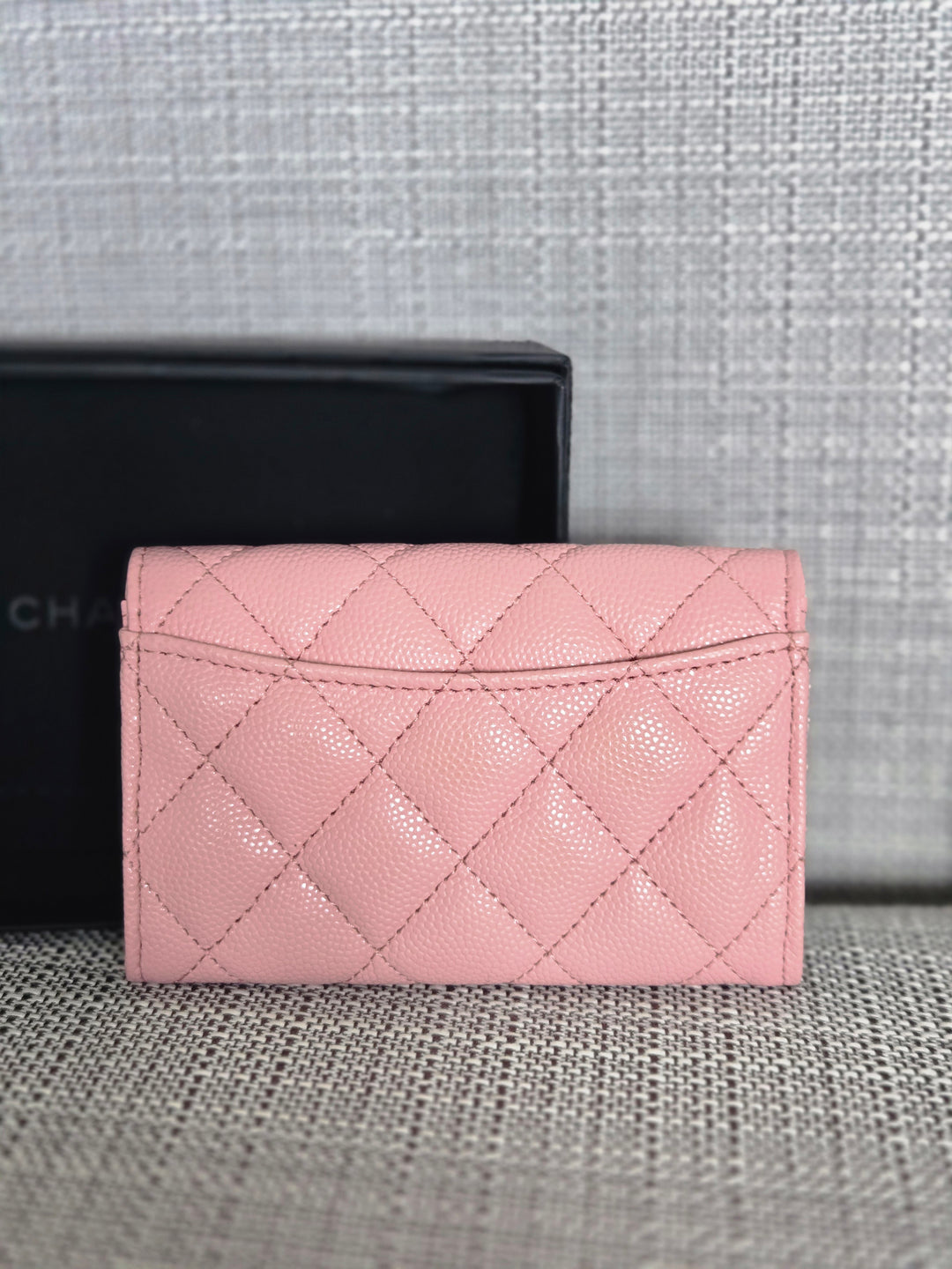 Chanel series 31 2021/2022 22C Pink Caviar LGHW Flap card holder