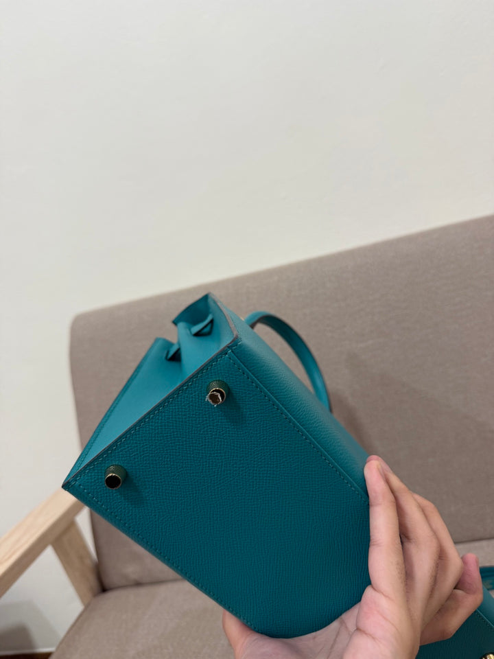 Hermes Kelly 28 in Bleu Paon Epsom Sellier Leather GHW Stamp D 2019