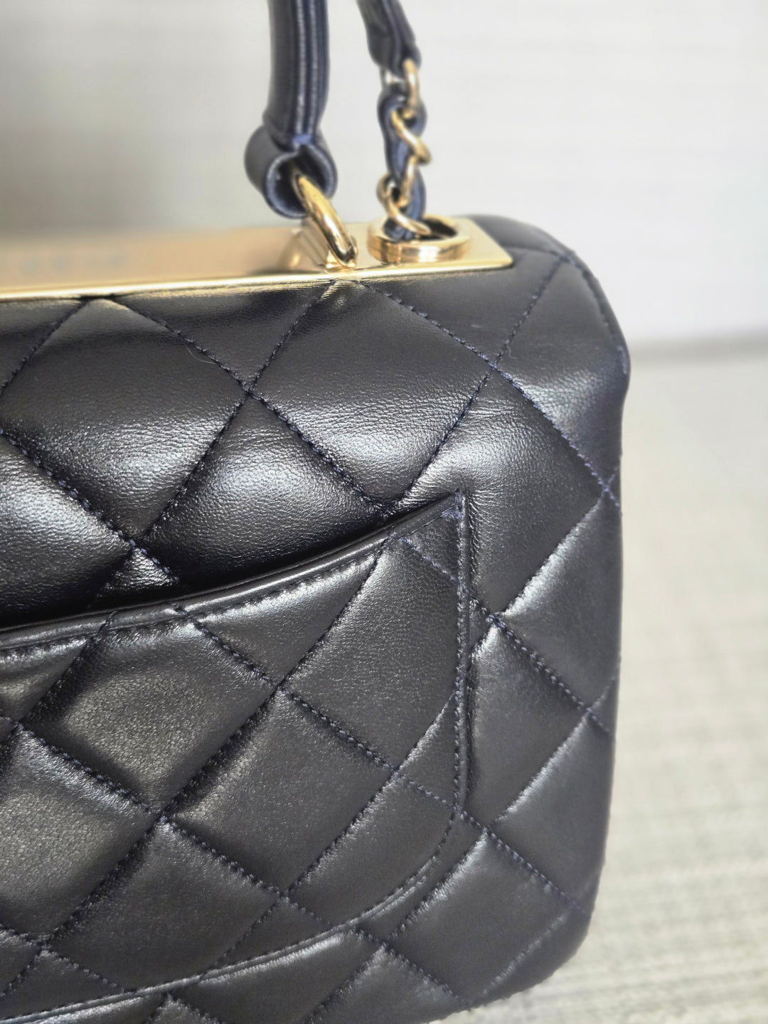 Chanel series 28 2019 Navy Lambskin Champagne GHW Trendy CC Flap Bag size Small with Detachable Strap