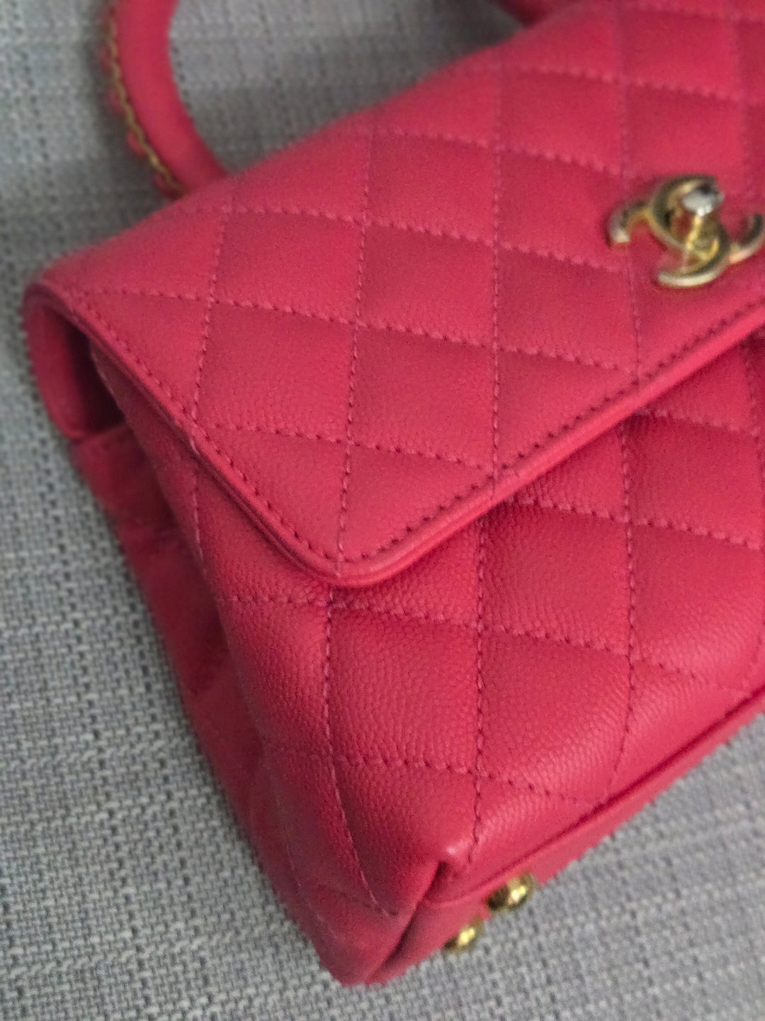 Chanel 23P 2023 Pre Spring/Summer Collection Pink Caviar Aged GHW Coco Handle with Detachable Strap and enchained handle size Small