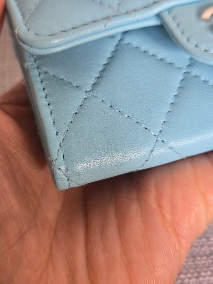 Chanel series 31 21S collection Bright Blue Lambskin SHW Flap Card Holder