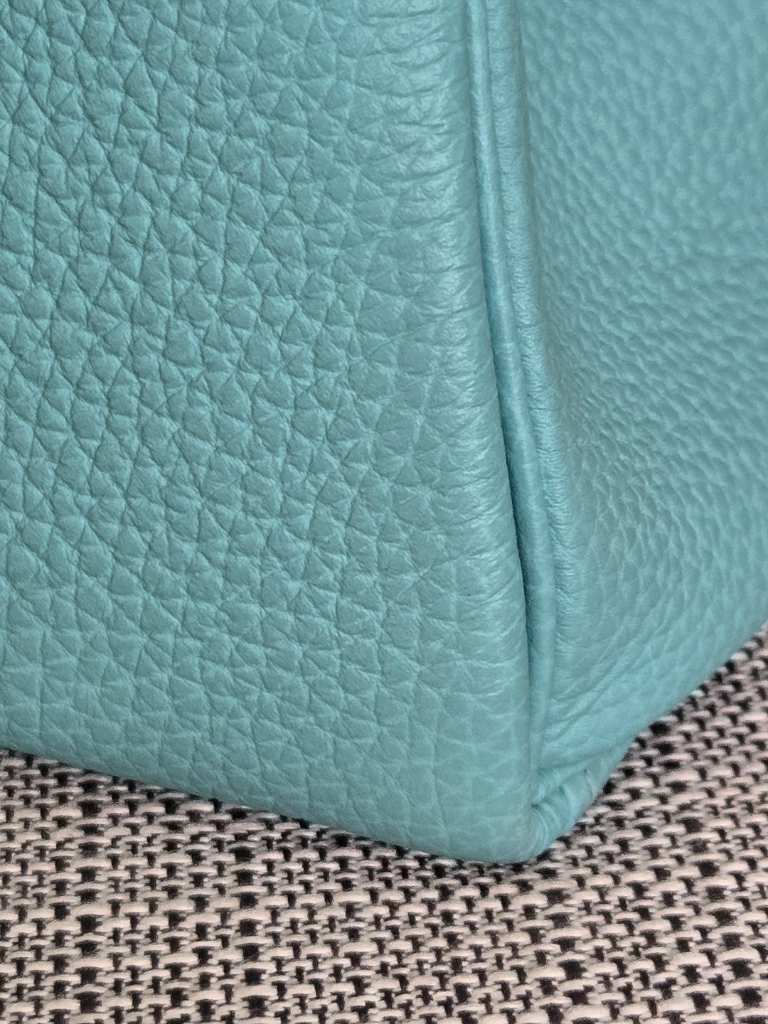 Hermes Kelly 28 in Bleu Atoll Togo Leather GHW