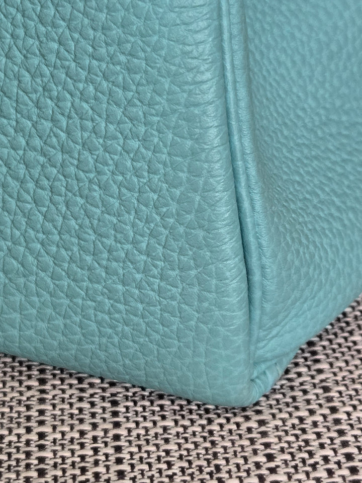 Hermes Kelly 28 in Bleu Atoll Togo Leather GHW