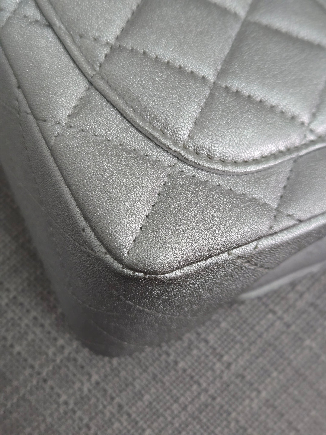 Chanel Series 31 21P 2021 Pre Spring/Summer Collection Iridescent Silver lambskin SHW Square Mini Flap Bag