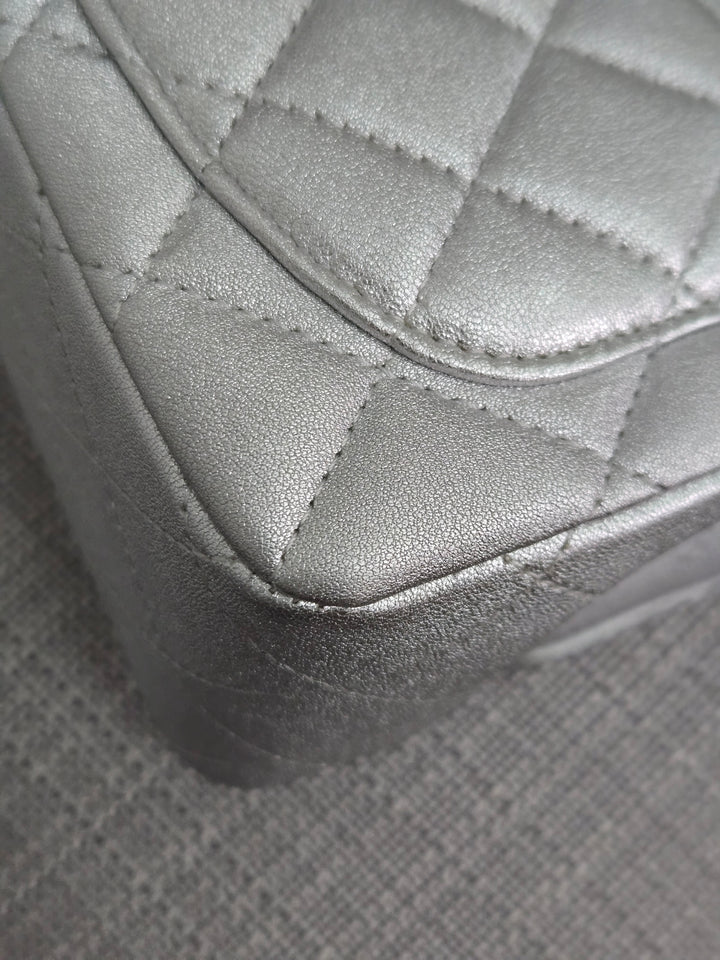 Chanel Series 31 21P 2021 Pre Spring/Summer Collection Iridescent Silver lambskin SHW Square Mini Flap Bag
