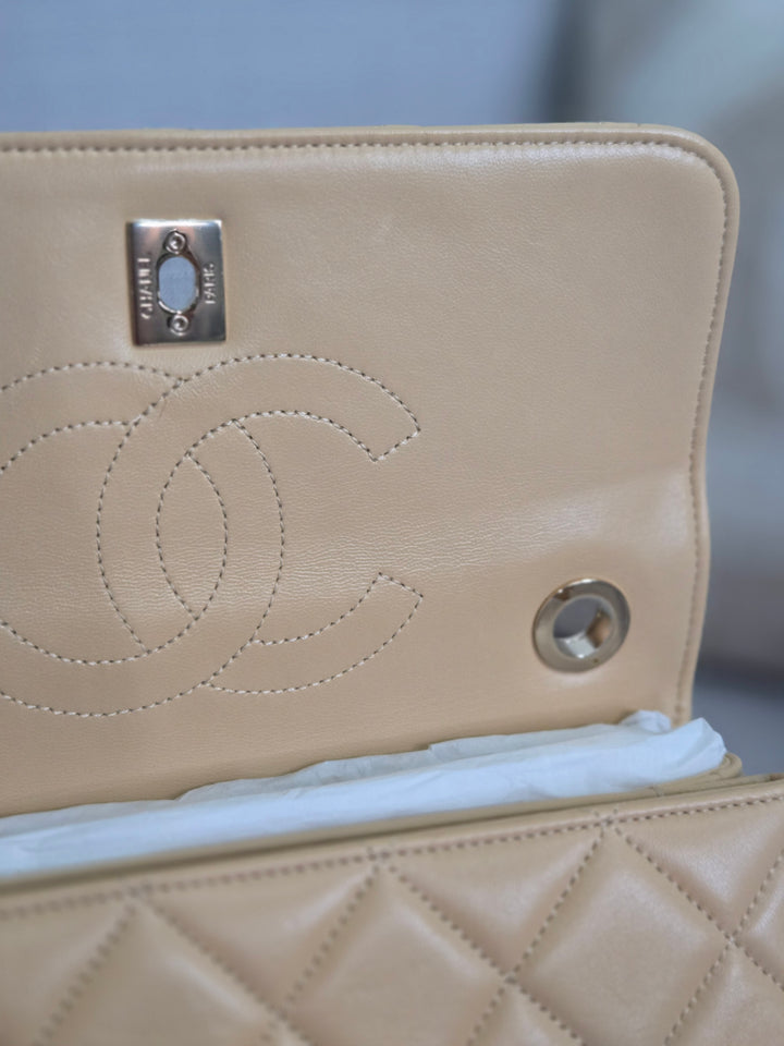 Chanel series 26 2018 Beige Lambskin Trendy CC Flap Bag with Top Handle Size Small with Champagne GHW and detachable Shoulder strap