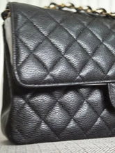 Load image into Gallery viewer, CHANEL series 19 2014 Black caviar GHW 11.12 Medium ML Timeless Classic Double Flap Bag
