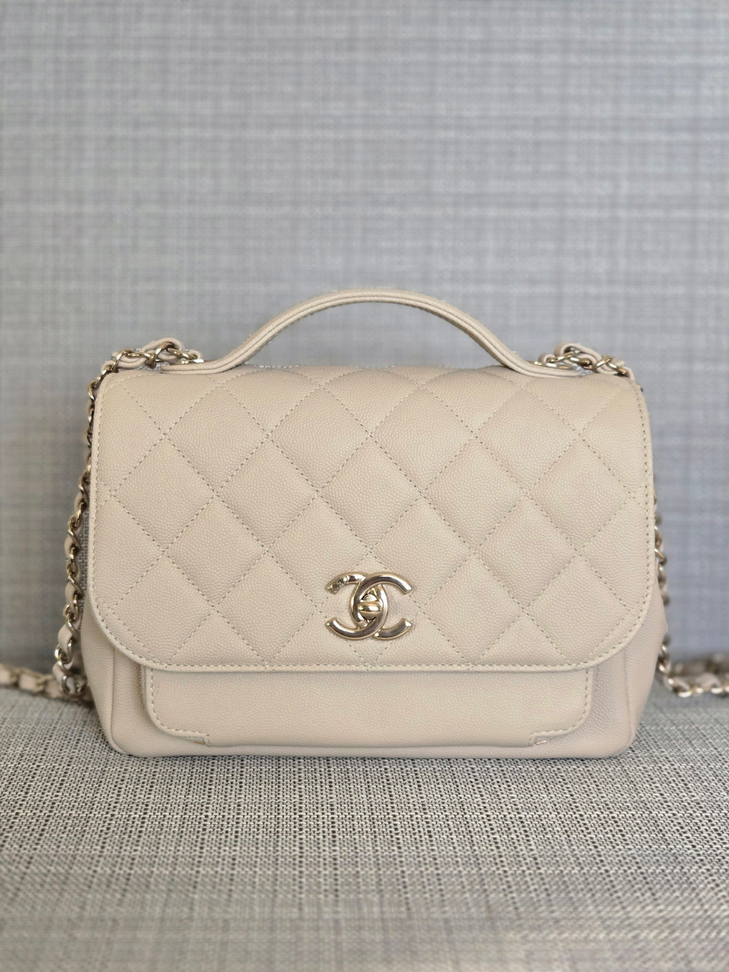 Chanel series 30 Beige Caviar Business Affinity Flap Bag size Medium with Champagne GHW