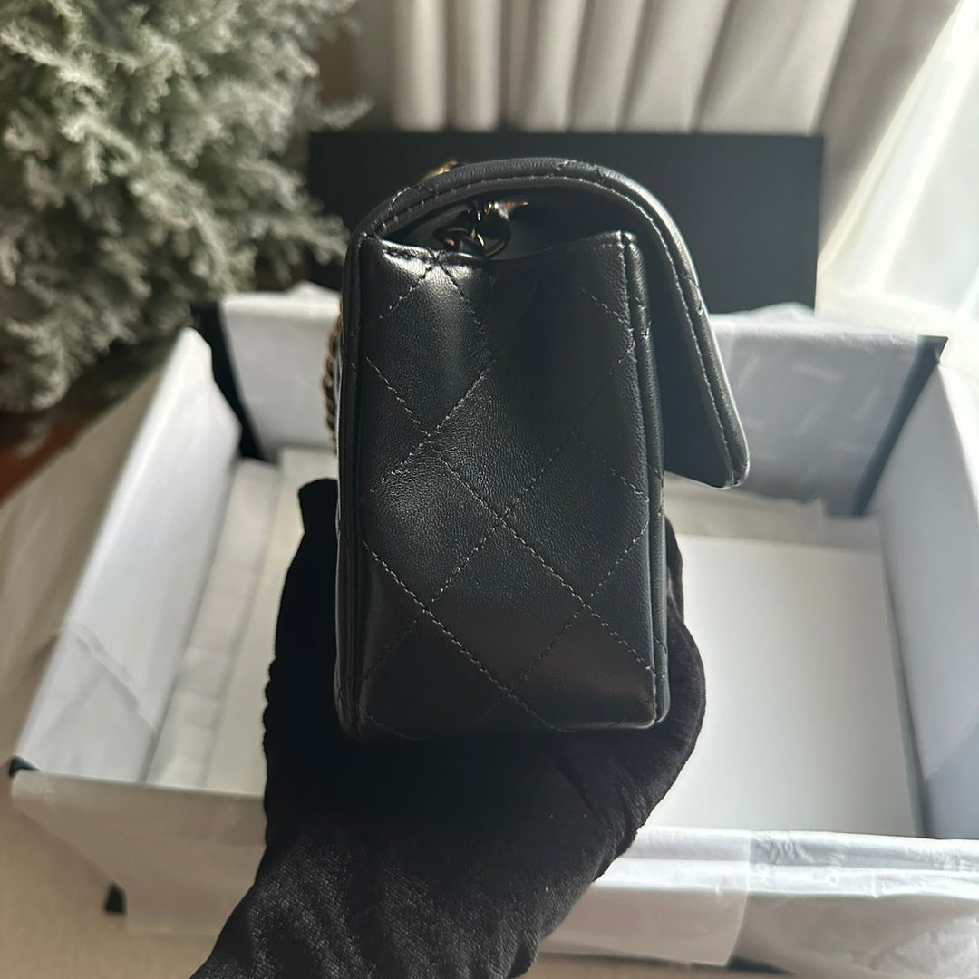 CHANEL Black Lambskin LGHW Mini Rectangular Flap Bag