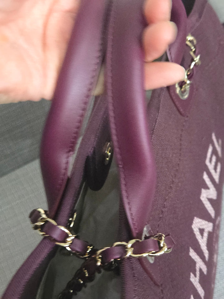 Chanel 24B 2024 Fall/Winter Collection Burgundy Tweed Deauville Tote with Leather top handle size small and Detachable pouch