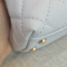 Load image into Gallery viewer, CHANEL 18P series 29 Light Grey Caviar LGHW Coco Handle Size Small with Detachable Shoulder strap
