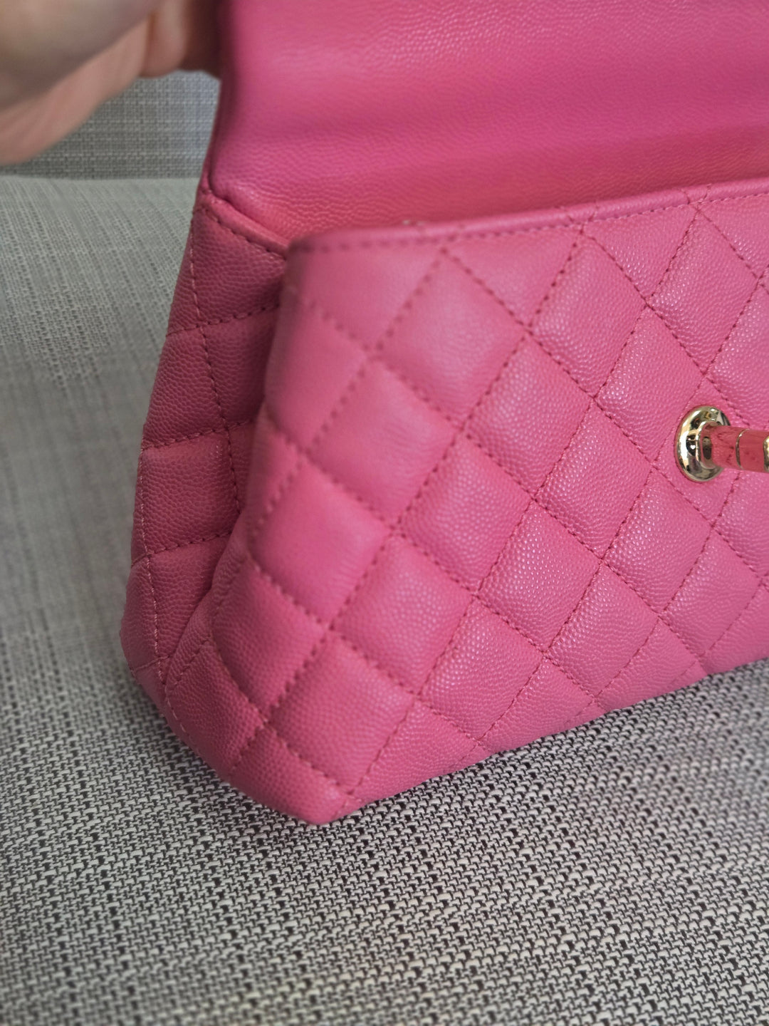 Chanel series 31 21P 2021 Pre Spring/Summer Collection Pink Caviar Coco Handle Flap Bag with Top Handle and Detachable Strap size Small