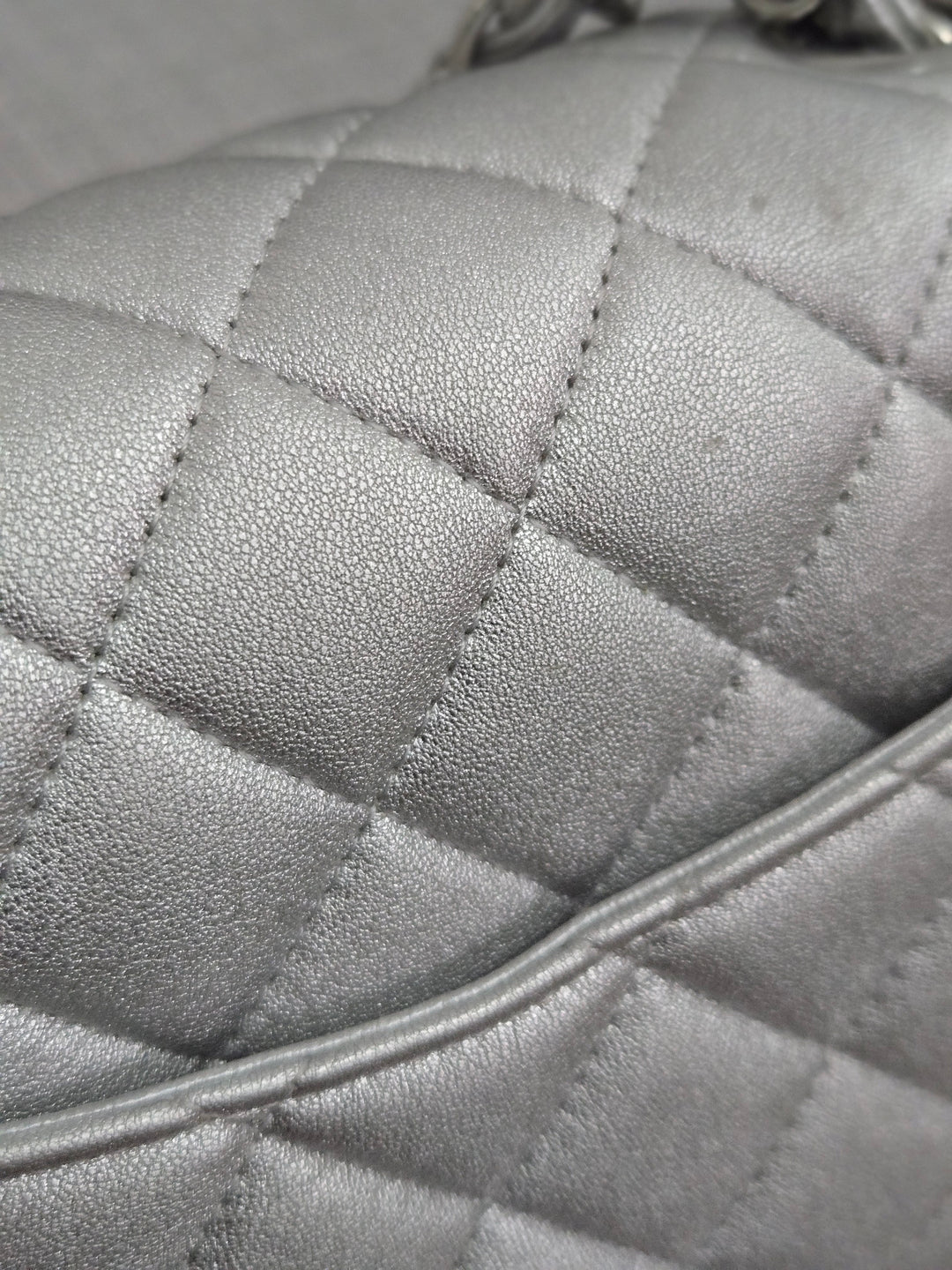 Chanel Series 31 21P 2021 Pre Spring/Summer Collection Iridescent Silver lambskin SHW Square Mini Flap Bag