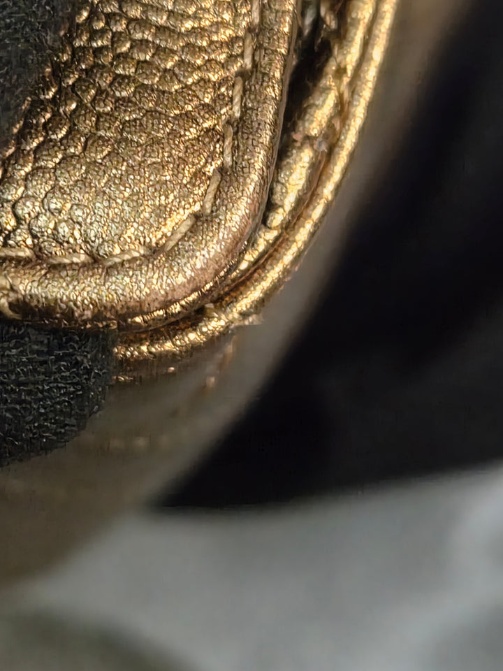 CHANEL 25A 2025 Bronze Caviar aged GHW 25 Hobo Bag size Small