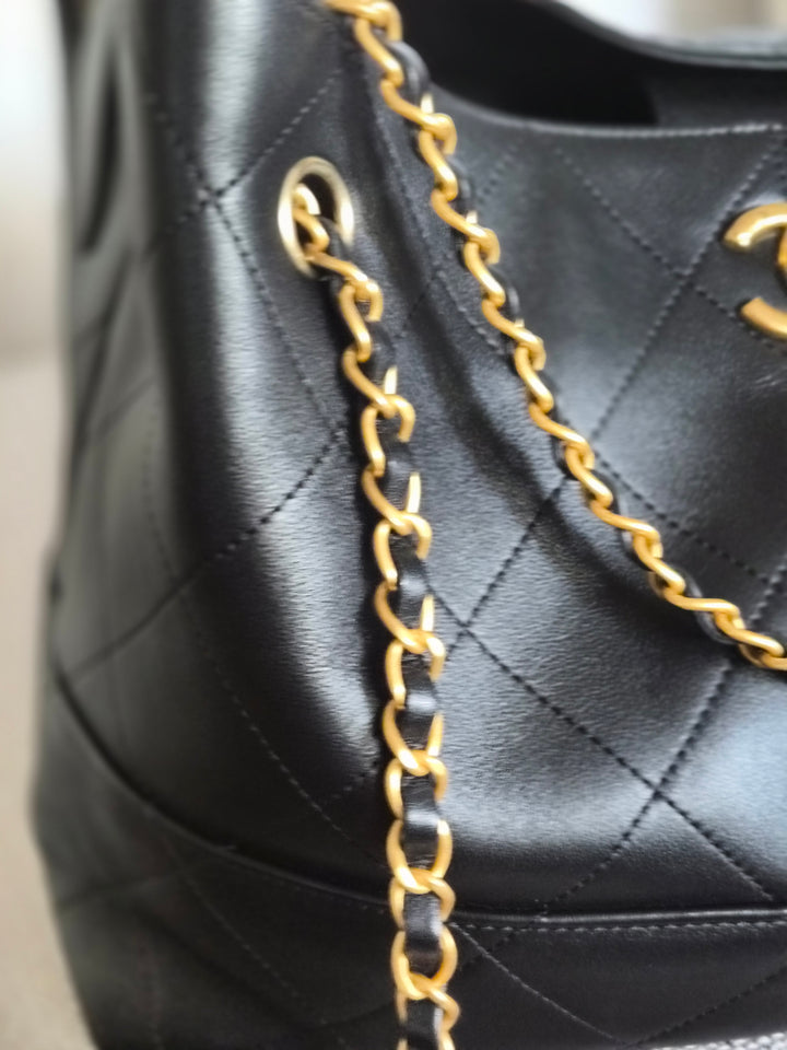 CHANEL 25A collection 2025 Black All Leather Calf skin Hobo Bag size Small