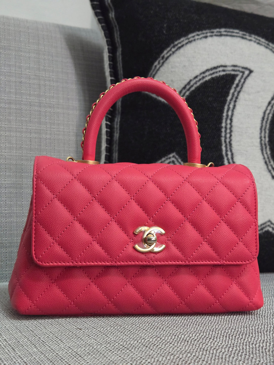 Chanel 23P 2023 Pre Spring/Summer Collection Pink Caviar Aged GHW Coco Handle with Detachable Strap and enchained handle size Small