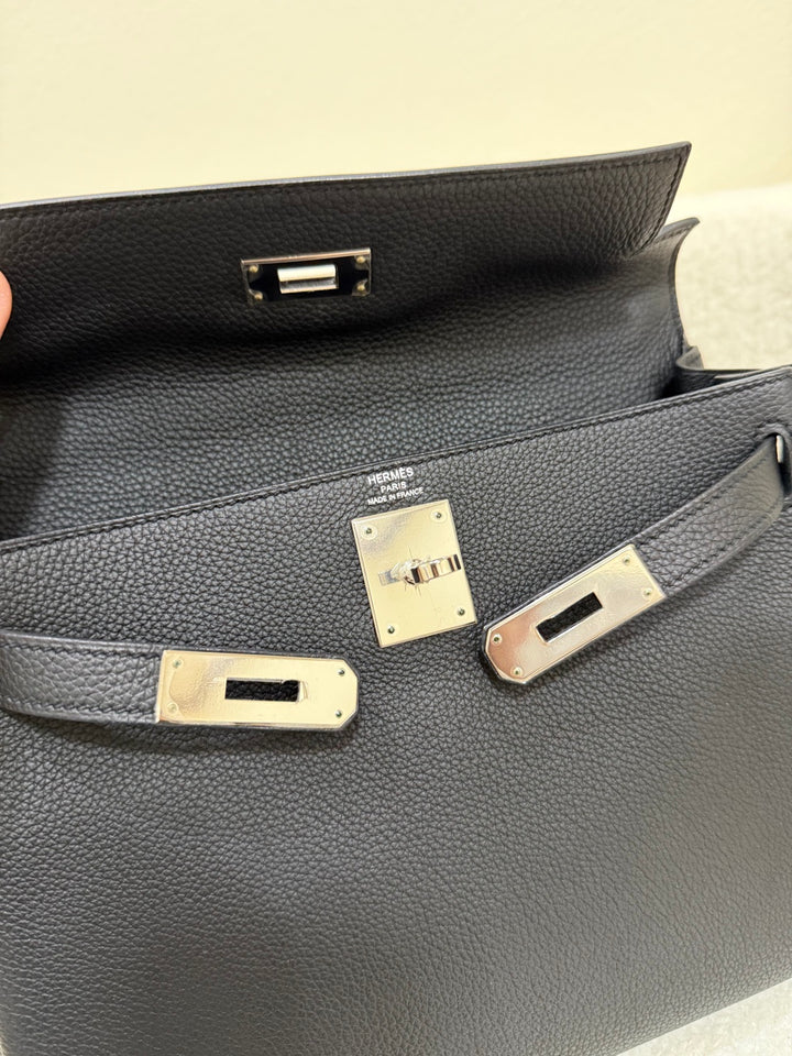 Hermes Kelly 28 Black Noir Retourne Togo Leather PHW Stamp R 2014