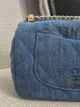 Load image into Gallery viewer, Chanel 22P Blue Denim Mood Flap Bag size Small with aged GHW
