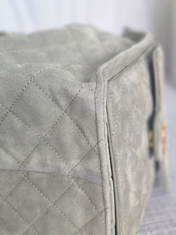 CHANEL 25C collection 2024/2025 cruise collection Khaki Suede Aged GHW 25 Hobo Bag size Medium