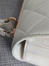 Load image into Gallery viewer, CHANEL 2022 22B Collection White Lambskin Rose Gold Hardware Trendy CC Flap Bag Size Small
