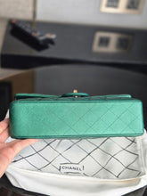 Load image into Gallery viewer, Chanel series 25 2018 18S collection Pearly Emerald Green Caviar LGHW Medium ML timeless Classic double flap bag
